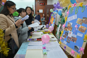 小黄书
多门课程教学成果展示会(Open House)成功举行