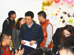 小黄书
多门课程教学成果展示会(Open House)成功举行