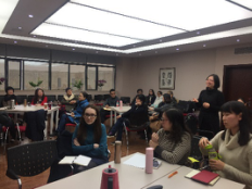 架沟通之桥–全球化时代外语课程的使命小黄书
“外语课堂中的跨文化沟通能力培养工作坊”成功举办