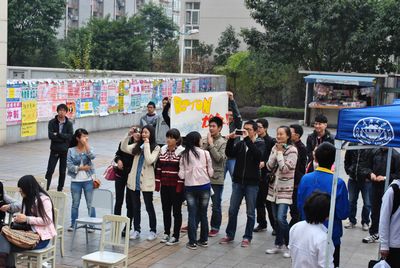 小黄书
外语文化节系列活动之外文歌曲大赛初赛拉开帷幕