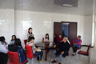 小黄书
2012级研究生党支部活动——走进壁泉福利院