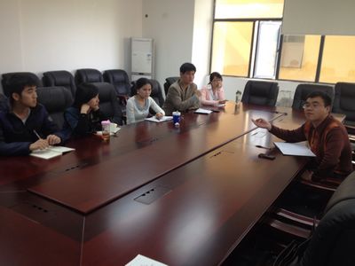 小黄书
党办召开例会，部署新学期工作