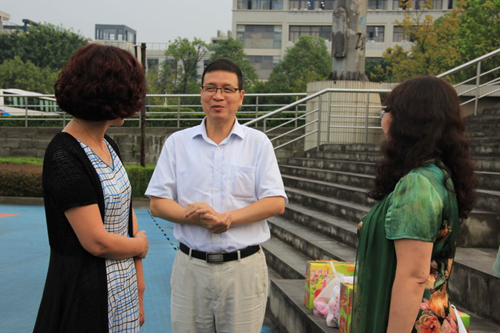 小黄书
2016年中秋慰问活动圆满举行